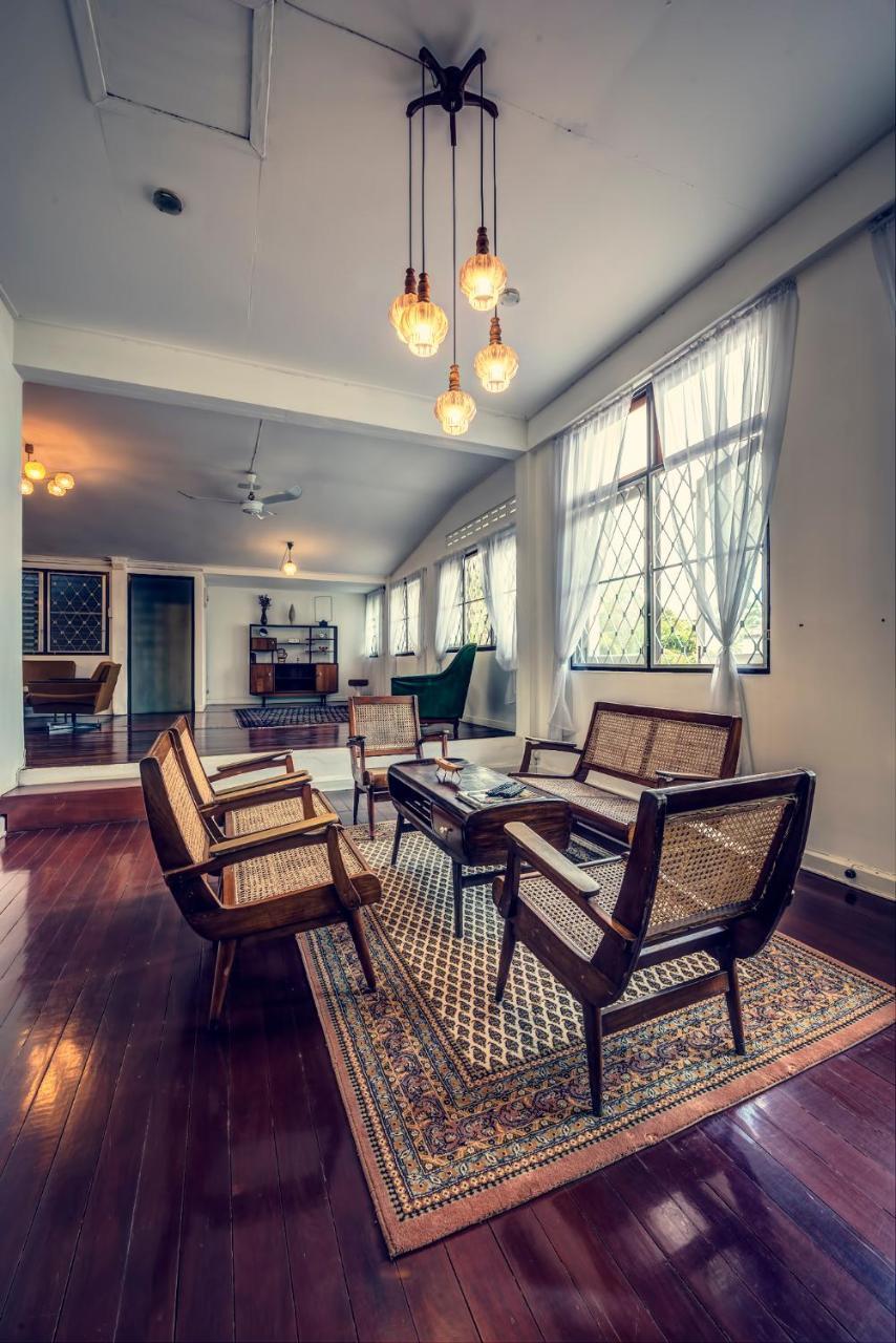 Отель Doubletree House Чиангмай Экстерьер фото